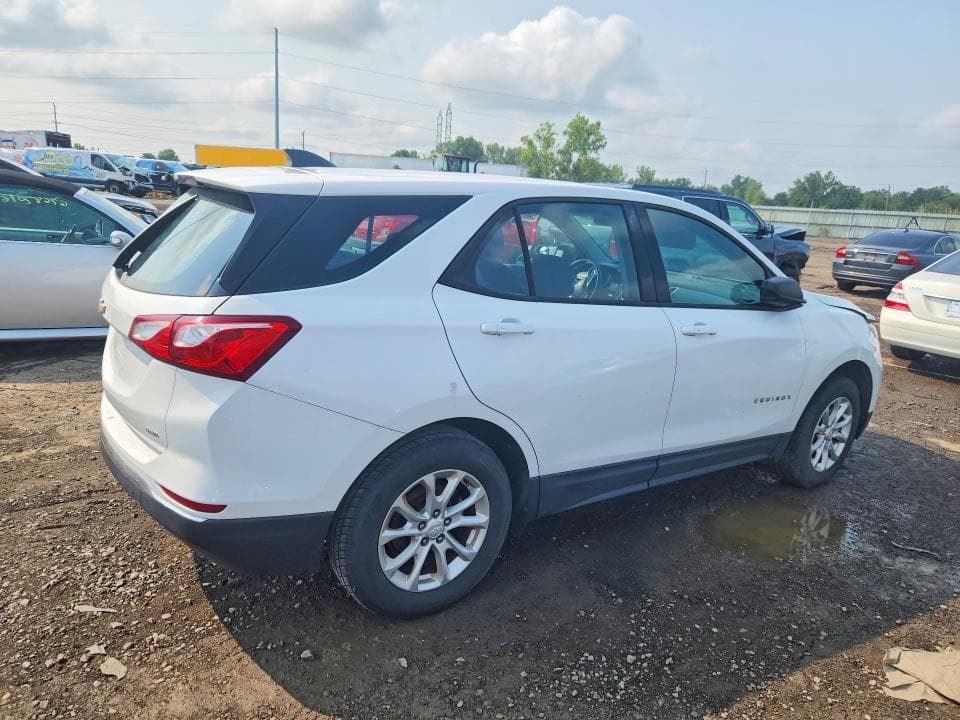 2018 CHEVROLET EQUINOX LS 3