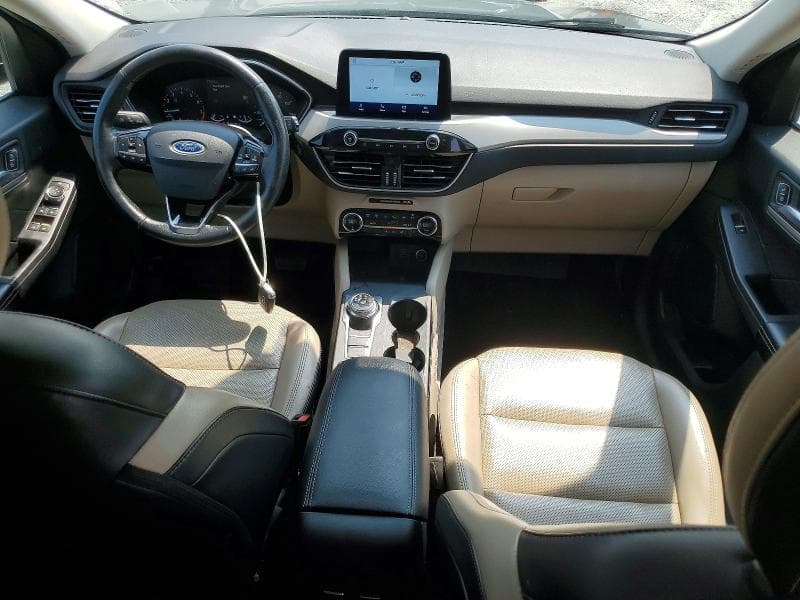 2021 FORD ESCAPE SEL 8