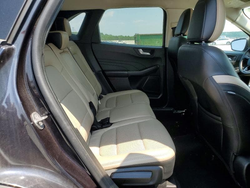 2021 FORD ESCAPE SEL 10