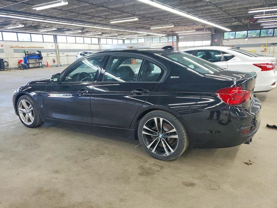 2018 BMW 330E 2