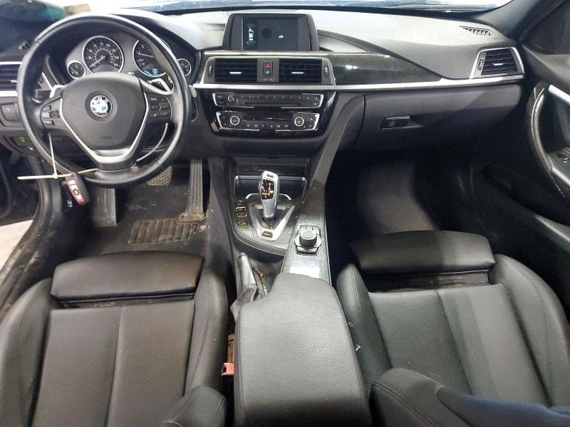2018 BMW 330E 8