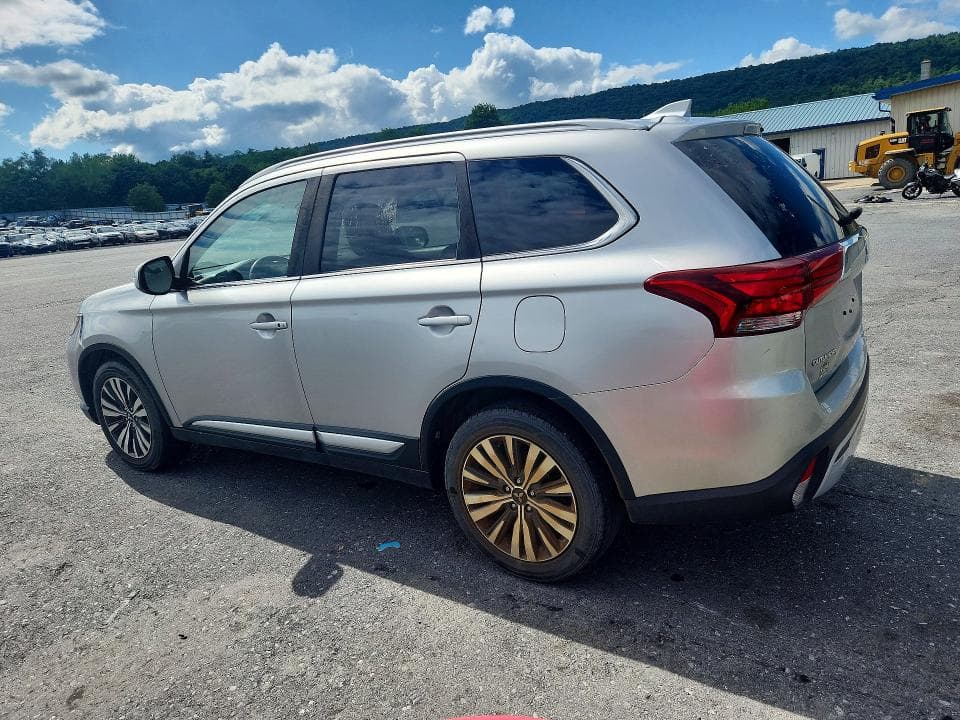 2020 MITSUBISHI OUTLANDER SE 2