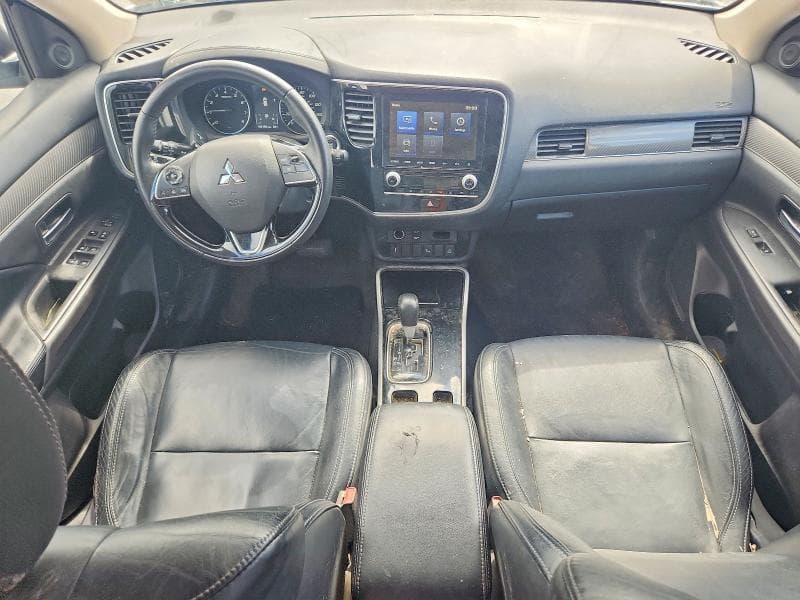 2020 MITSUBISHI OUTLANDER SE 8