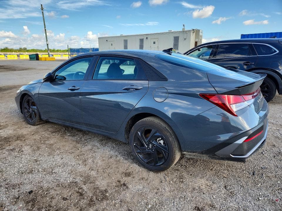 2026 HYUNDAI ELANTRA SEL SPORT 2