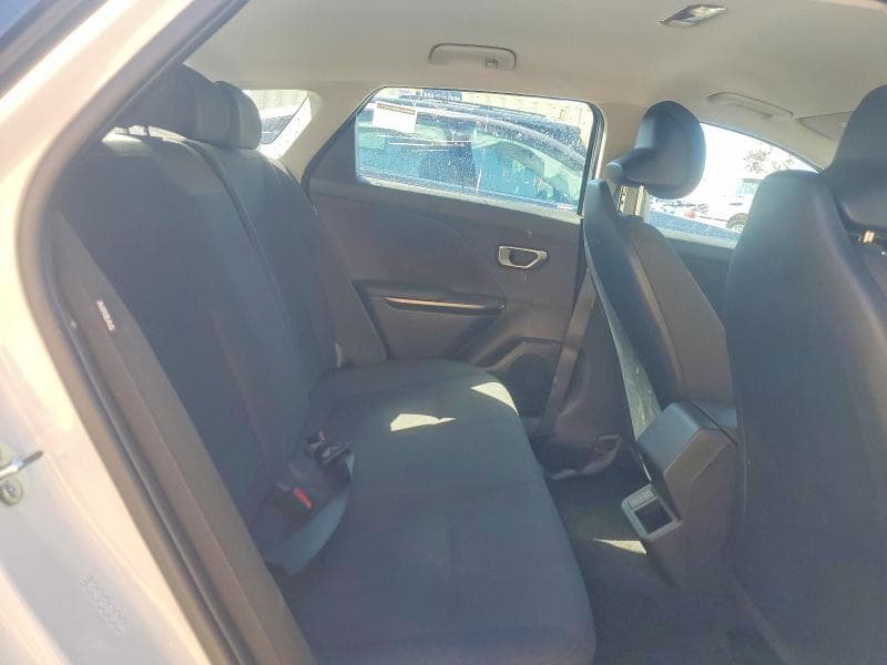 2026 KIA K4 LXS 10