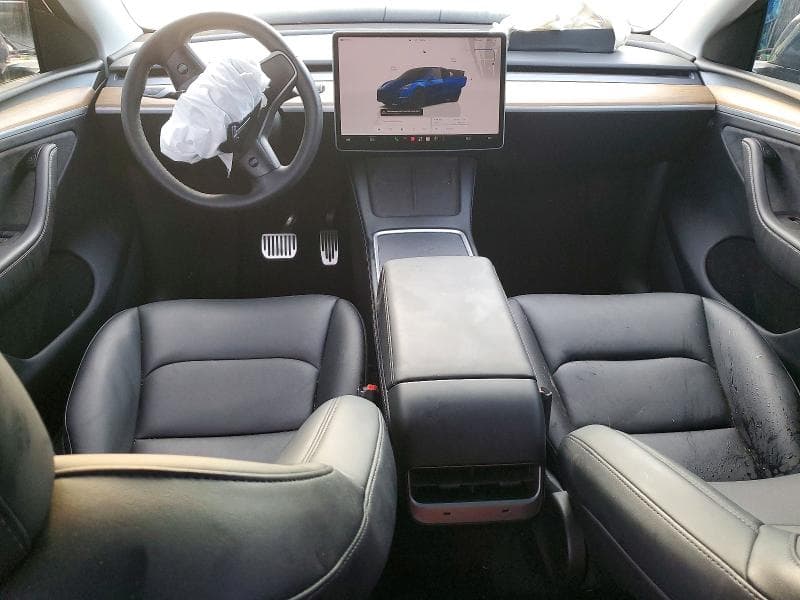2024 TESLA MODEL Y 8