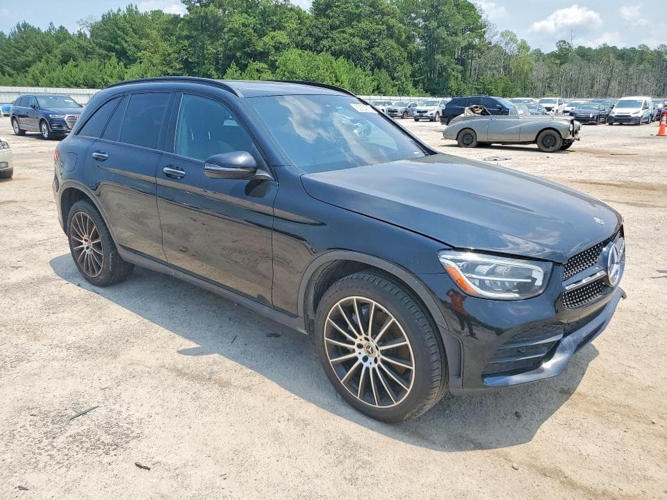 2021 MERCEDES-BENZ GLC 300 4