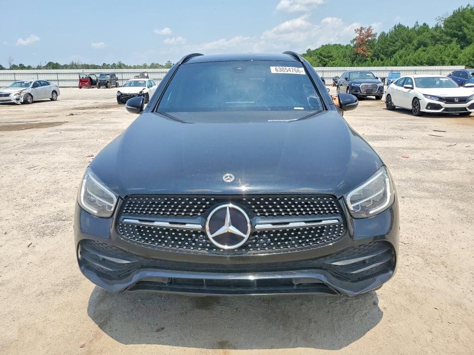 2021 MERCEDES-BENZ GLC 300 5