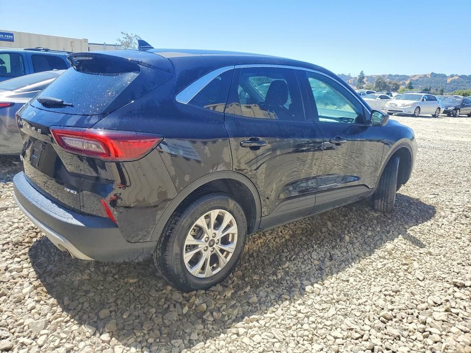2023 FORD ESCAPE ACTIVE 3