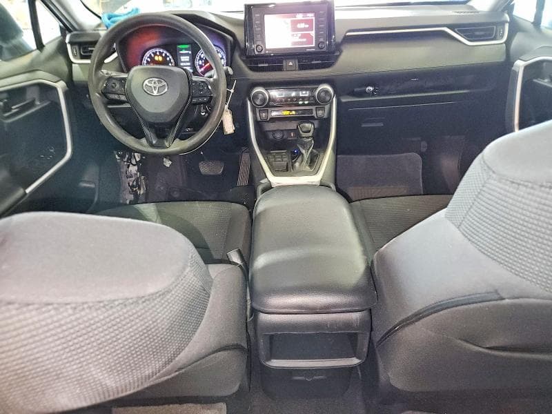 2021 TOYOTA RAV4 LE 8