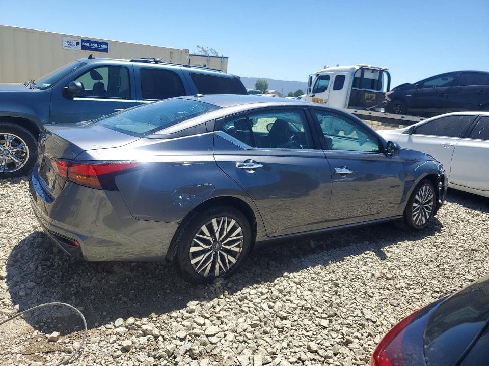 2025 NISSAN ALTIMA SV 3