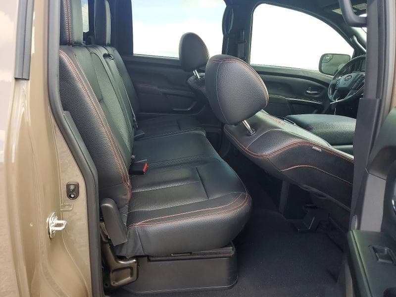 2021 NISSAN TITAN PRO-4X 10