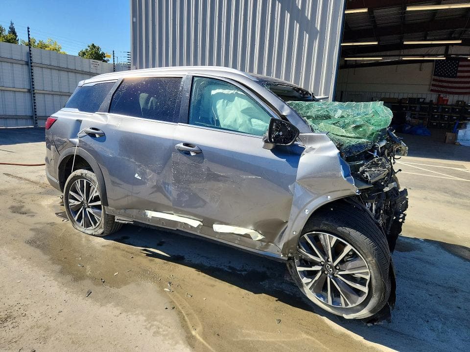 2026 INFINITI QX60 LUXE 4