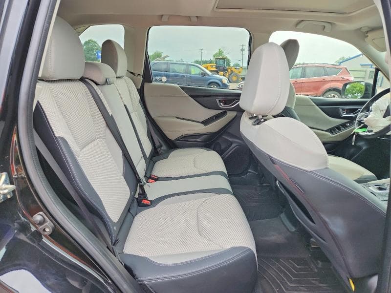 2019 SUBARU FORESTER PREMIUM 11