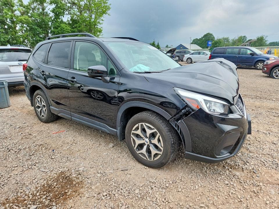 2019 SUBARU FORESTER PREMIUM 4