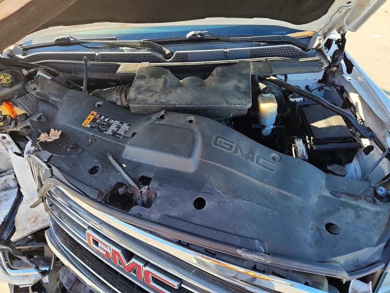 2018 GMC YUKON SLT 12