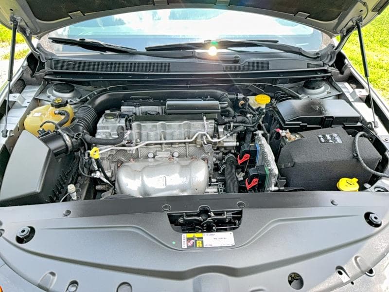 2017 CHRYSLER 200 LX 7