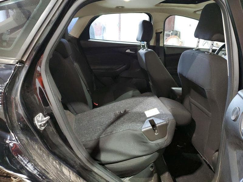 2017 FORD FOCUS SEL 10