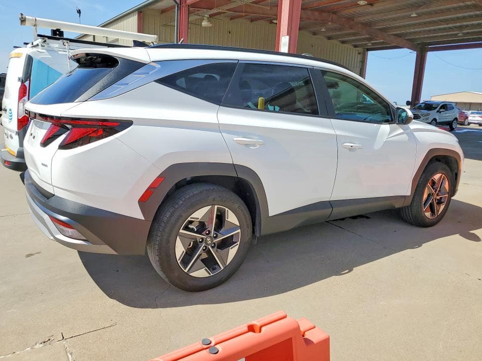 2026 HYUNDAI TUCSON SEL 3