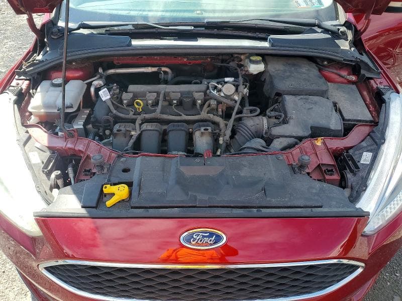 2017 FORD FOCUS SE 11