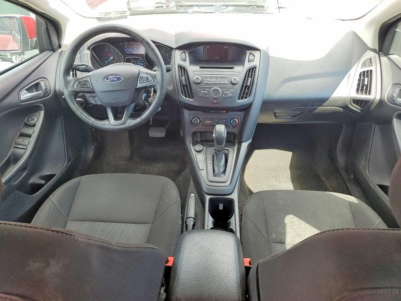 2017 FORD FOCUS SE 8