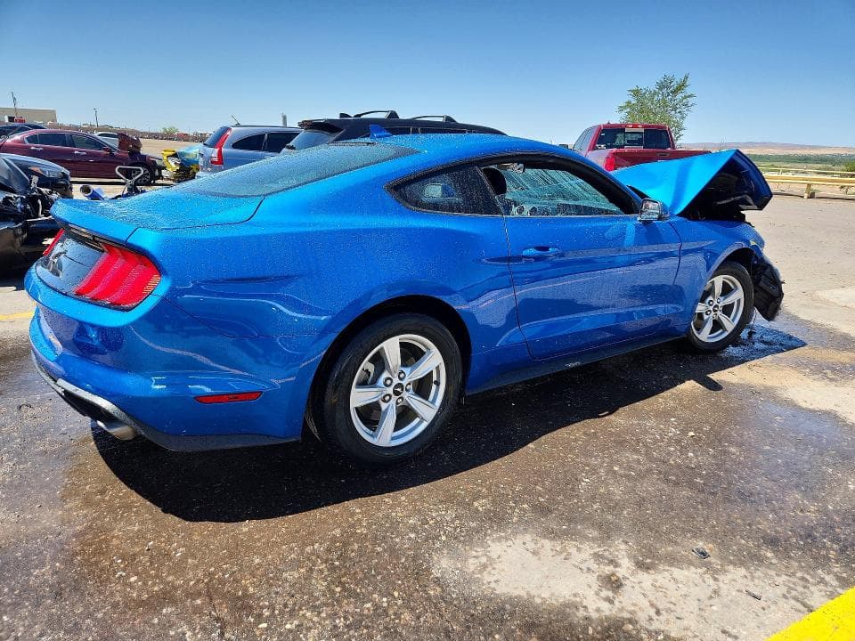 2021 FORD MUSTANG 3