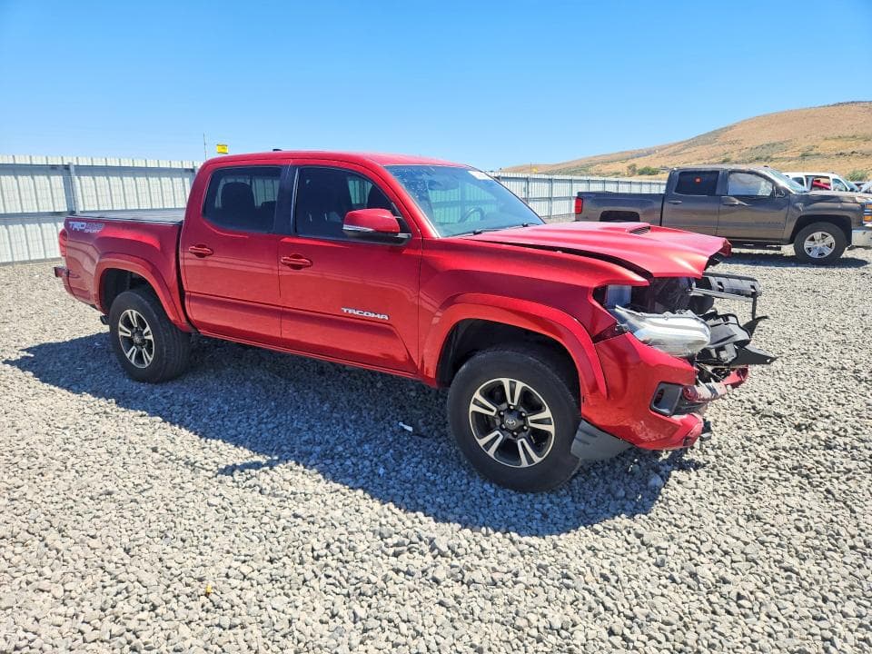 2017 TOYOTA TACOMA TRD SPORT 4