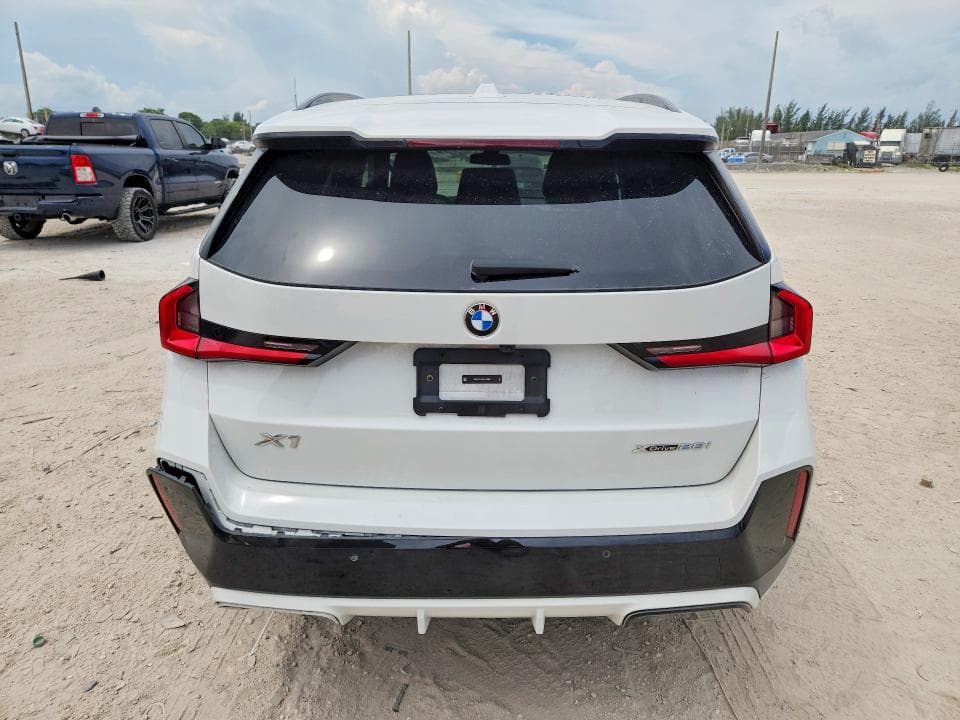 2026 BMW X1 6