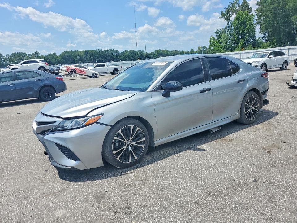 2020 TOYOTA CAMRY SE - 1