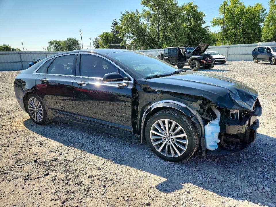 2018 LINCOLN MKZ PREMIERE 4