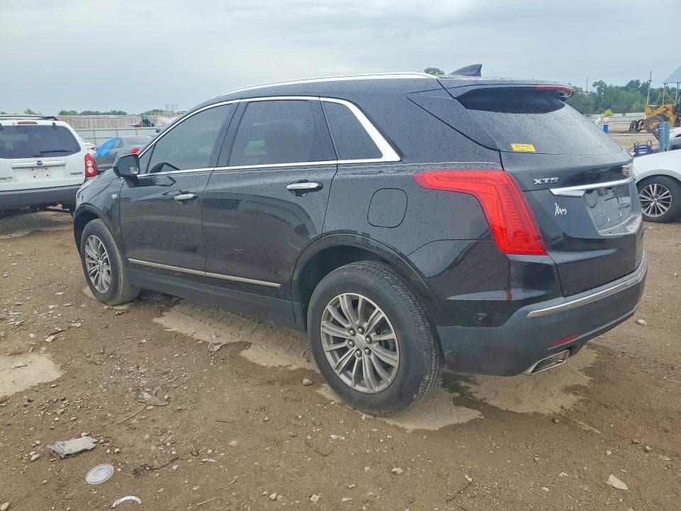 2017 CADILLAC XT5 LUXURY 2