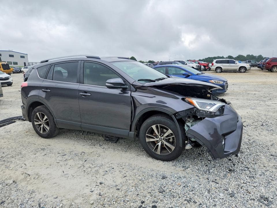2018 TOYOTA RAV4 XLE 4