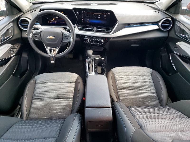 2025 CHEVROLET TRAX 1LT 8