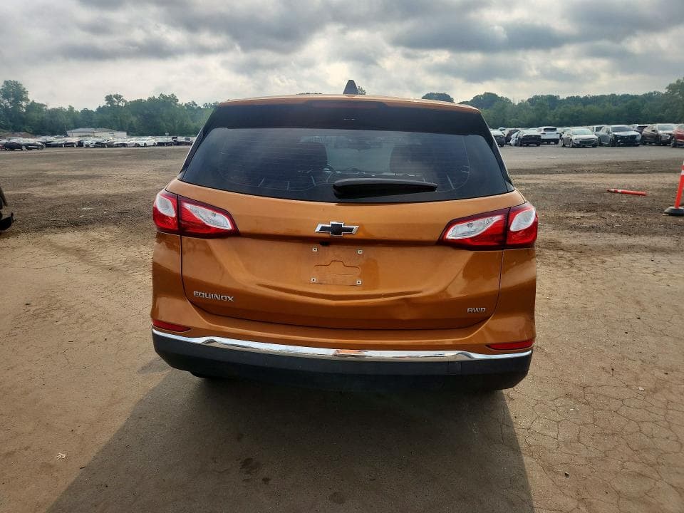 2018 CHEVROLET EQUINOX LS 6