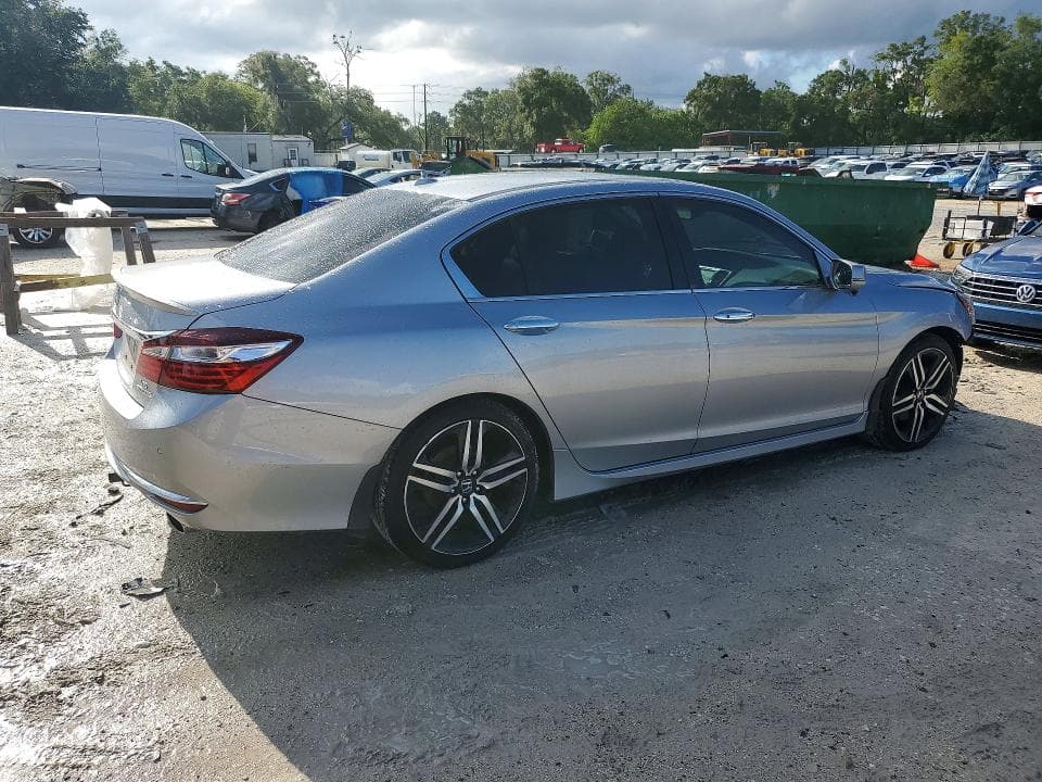 2017 HONDA ACCORD TOURING 5