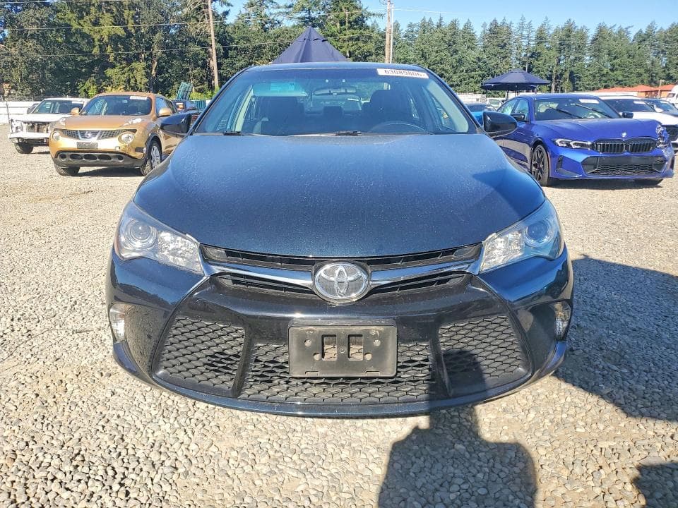 2017 TOYOTA CAMRY SE 5