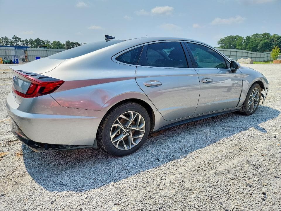 2020 HYUNDAI SONATA SEL 3