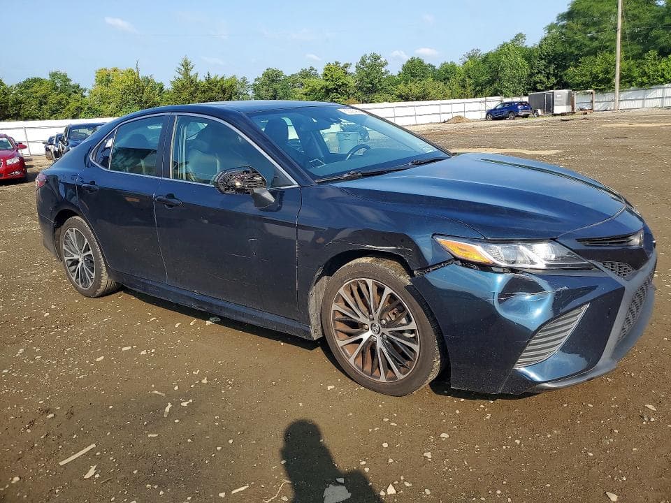 2019 TOYOTA CAMRY SE SE 5
