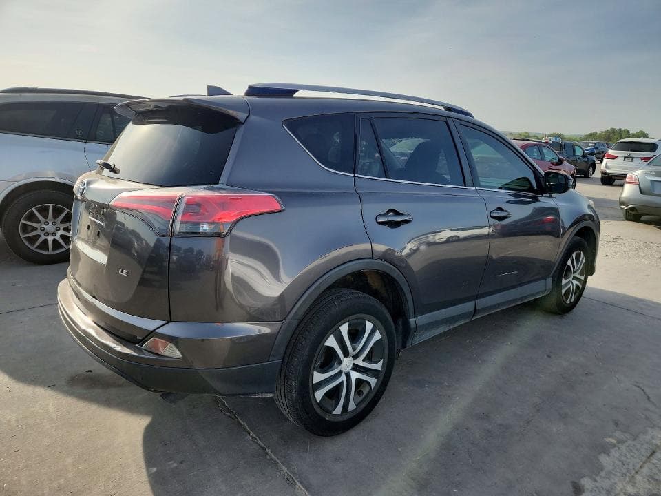 2018 TOYOTA RAV4 LE 3