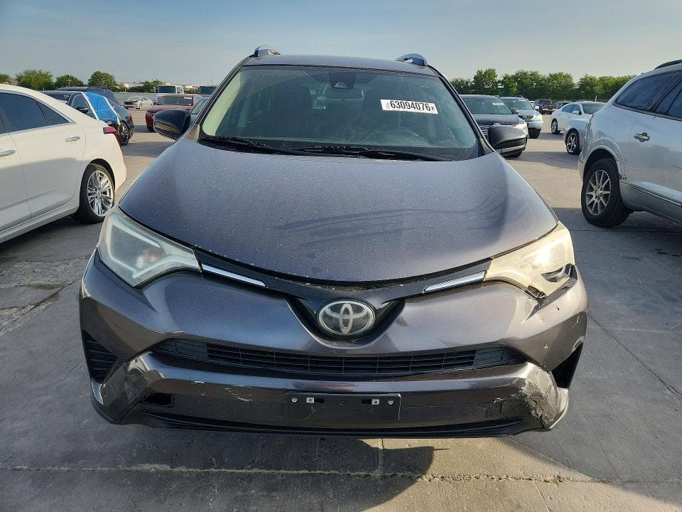 2018 TOYOTA RAV4 LE 5