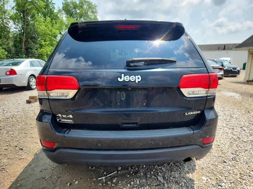 2017 JEEP GRAND CHEROKEE LAREDO 6