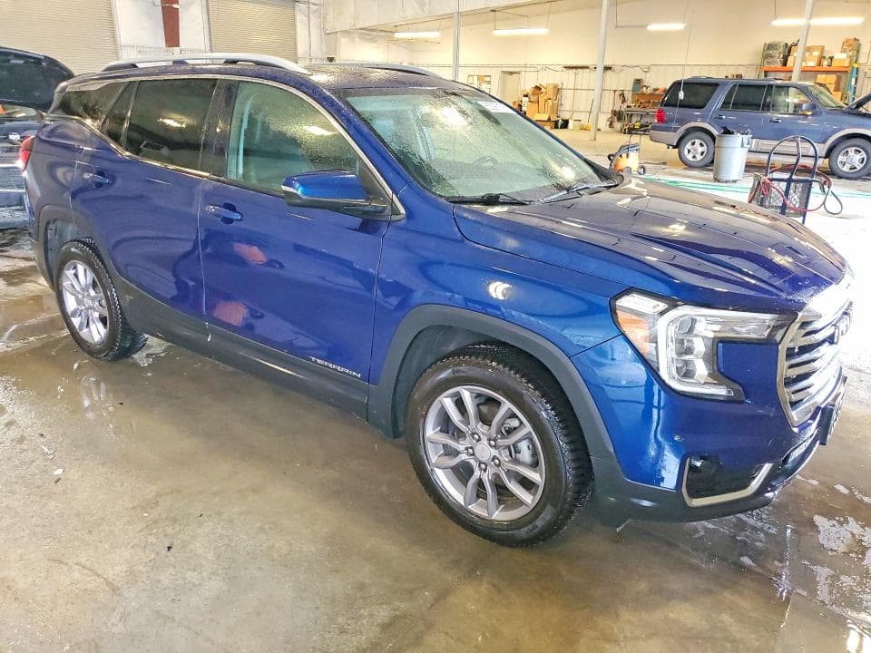 2022 GMC TERRAIN SLT 4