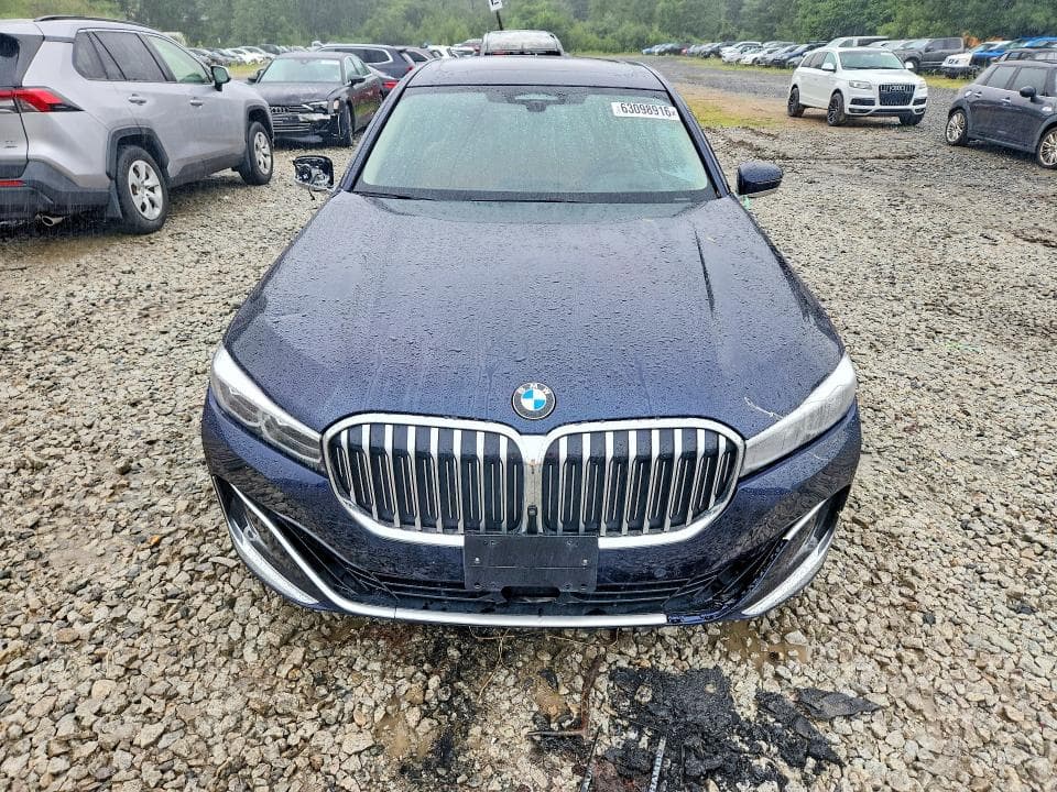2020 BMW 750 XI 5