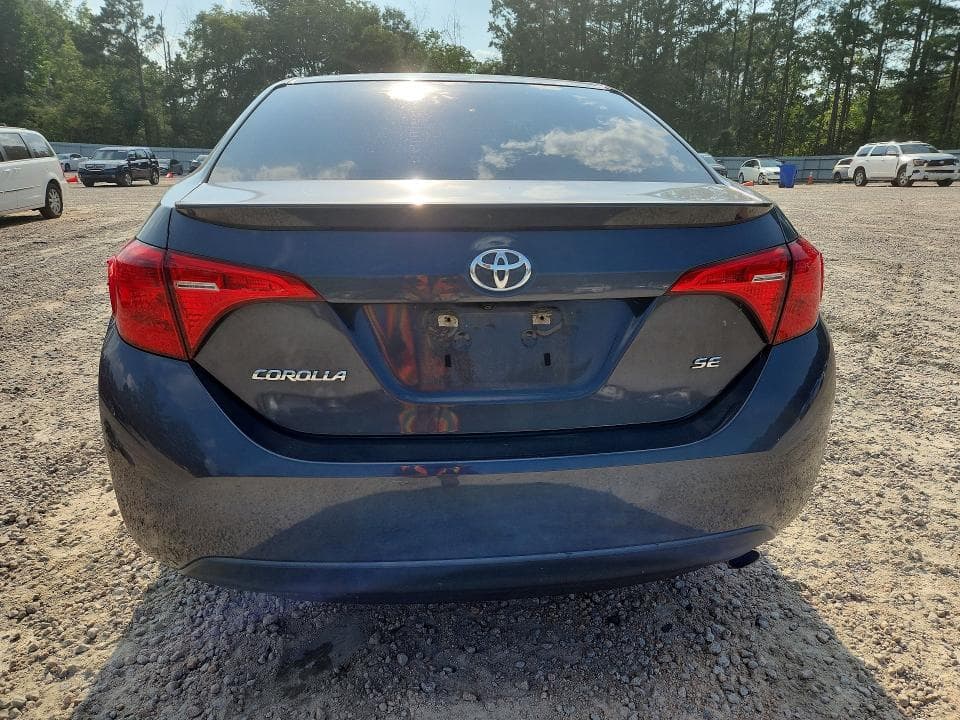 2017 TOYOTA COROLLA SE 6