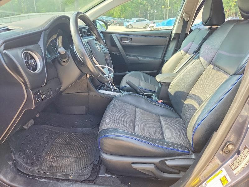 2017 TOYOTA COROLLA SE 7