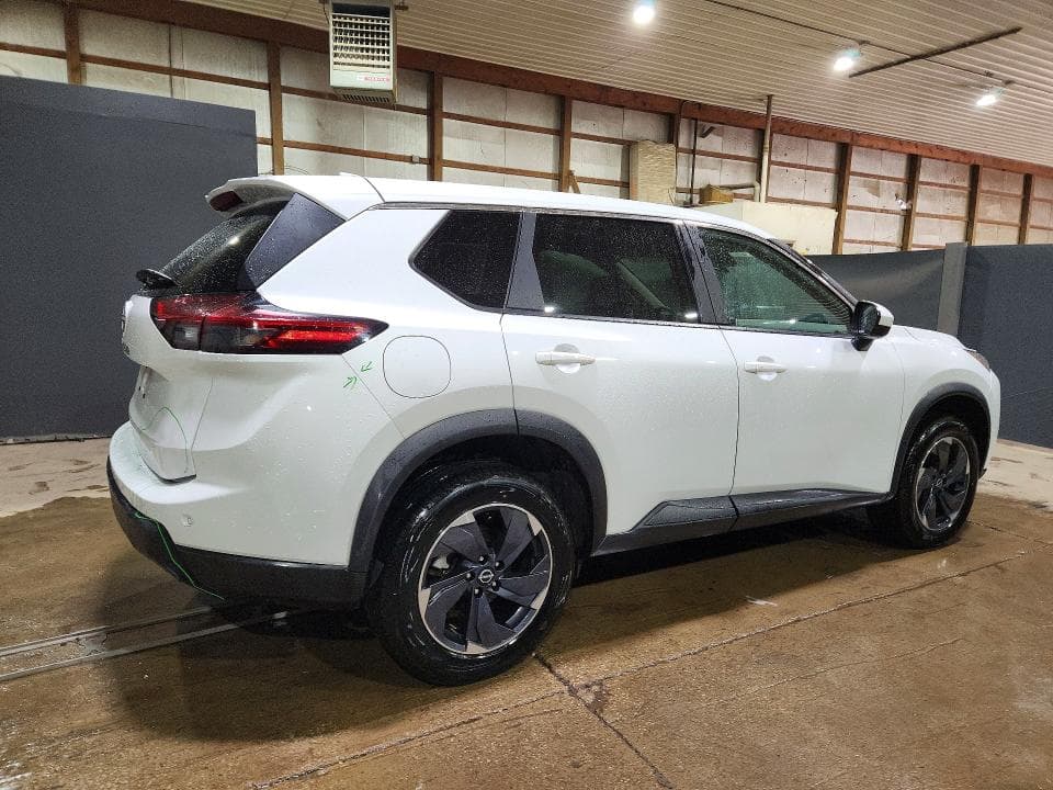 2025 NISSAN ROGUE SV 3