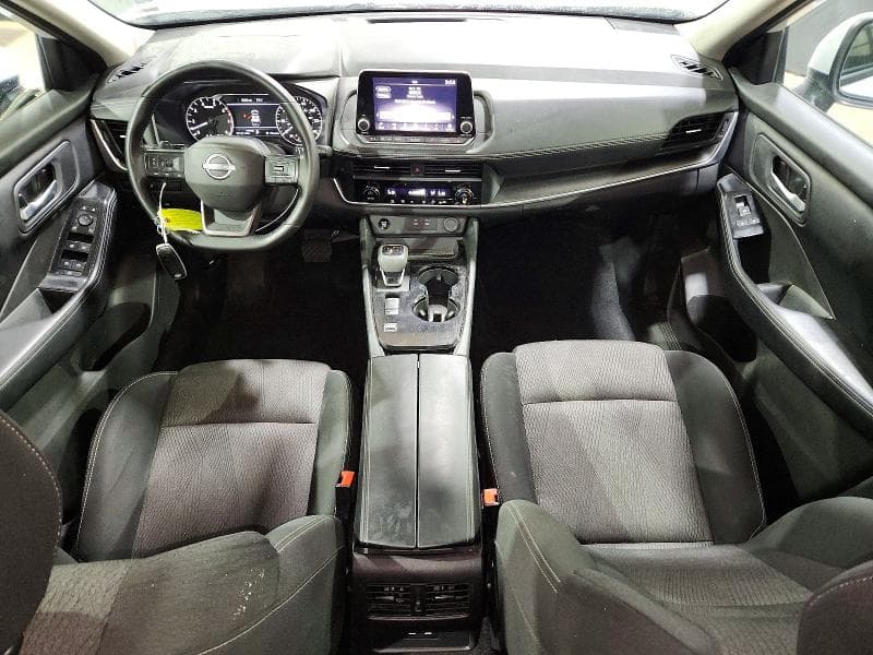 2025 NISSAN ROGUE SV 8