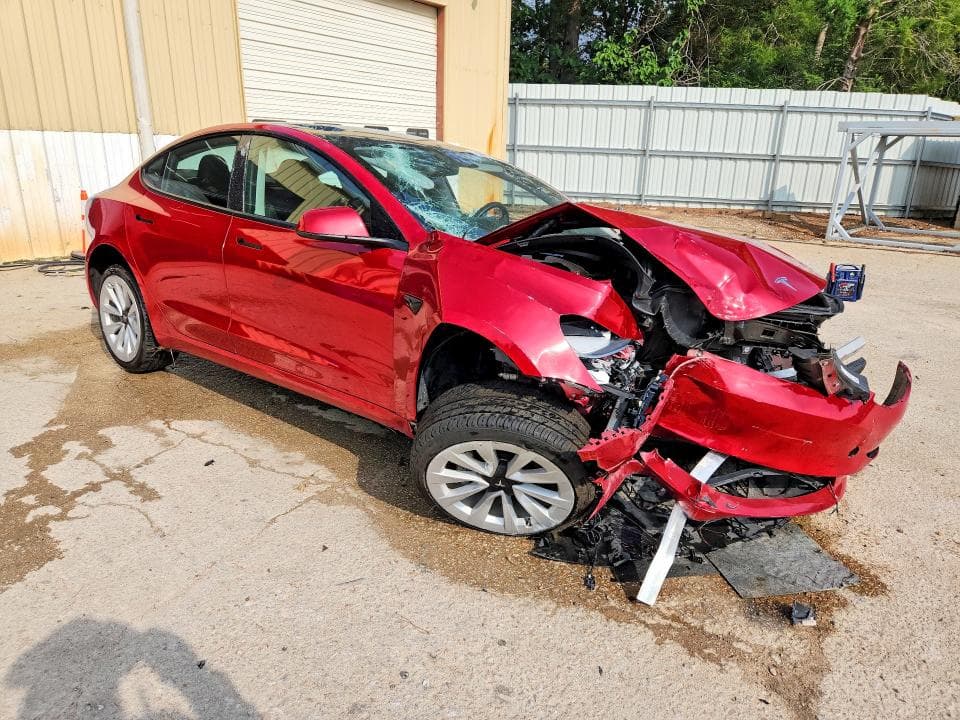 2023 TESLA MODEL 3 4
