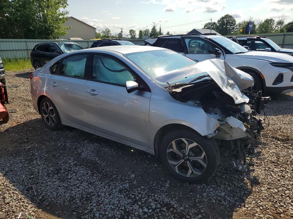 2021 KIA FORTE LXS 4