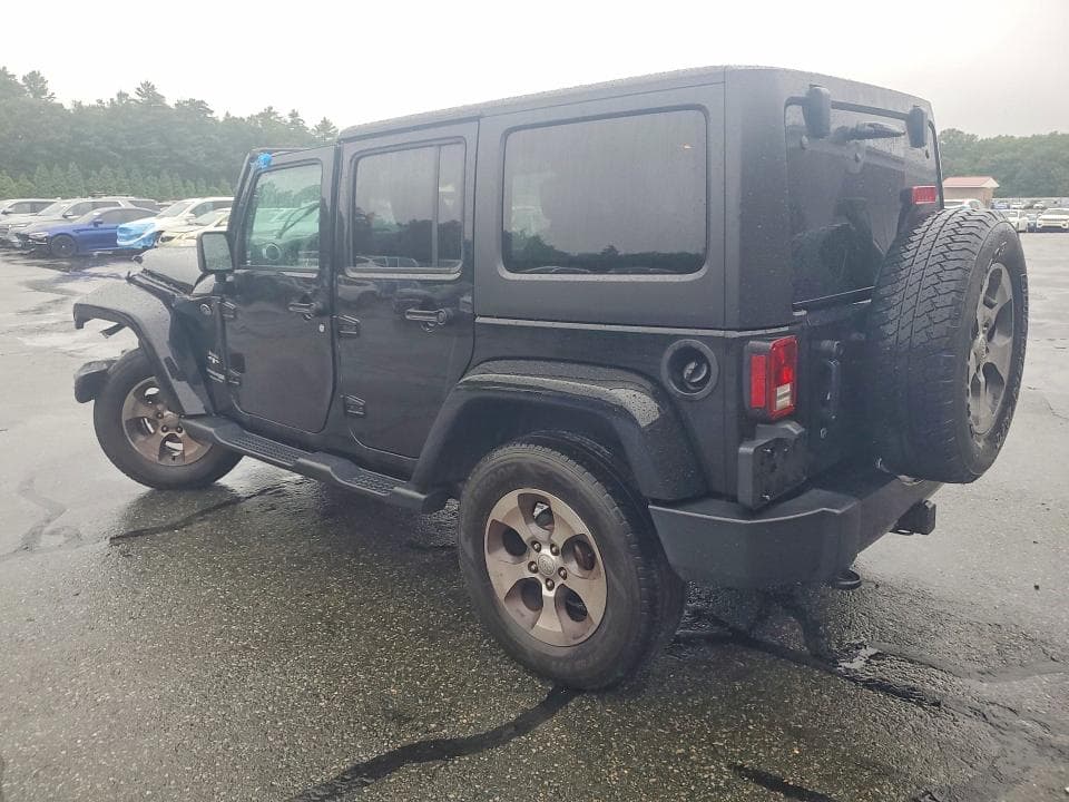 2018 JEEP WRANGLER UNLIMITED SAHARA 2